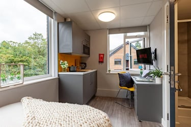 1 bed studio, Cromwell Range, Victoria Park, Manchester, M146FQ - Image 7